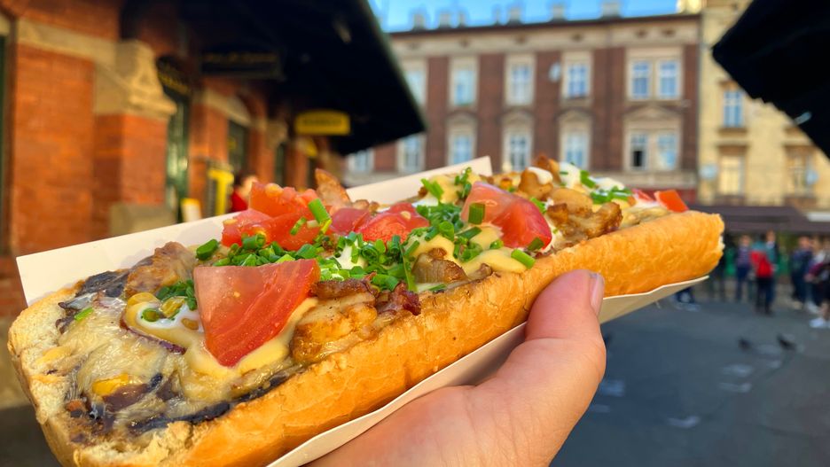 poland, cook, sausage, pizza, yellow, restaurant, krakowskie, menu, popular, tourist, fast food, close-up, hot sandwich, tomatoes, european street food, mushrooms, polish street food, zapiekanki, district, polish, ketchup, baked, traditional, baguette, cheese, zapiekanka, tomato, street food, bun, fast, sandwich, casserole, bread, hand, eat, street, toasted, long, hot, kazimierz, krakow, delicious, lunch, cuisine, dinner, fresh, vegetable, tasty, meal