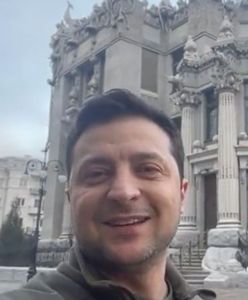 Zełenski mówi na nagraniu, by nie wierzyć "fejkom". "Jestem tutaj. Nie składamy broni"