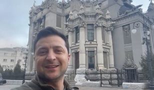 Zełenski mówi na nagraniu, by nie wierzyć "fejkom". "Jestem tutaj. Nie składamy broni"
