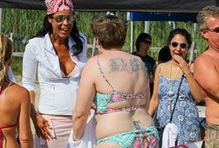 "Dziewczyny": Lena Dunham w bikini pokazuje swoje niedoskonałości