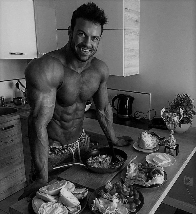 Jacek Kramek był trenerem personalnym i kulturystą