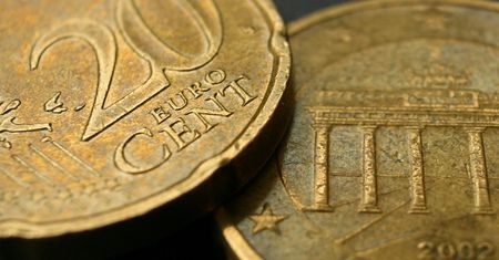 Przestrzeń do spadków ceny euro wciąż ograniczona