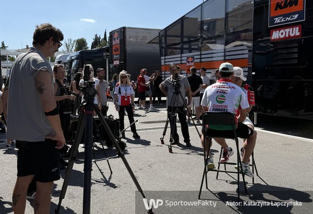 Padok MotoGP to miejsce pracy dla setek osób