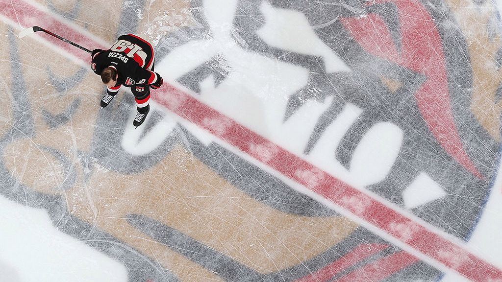 Zdjęcie okładkowe artykułu: Getty Images / Andre Ringuette/NHLI / Jeden z hokeistów Ottawa Senators zaraził się koronawirusem
