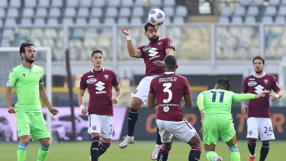 Zdjęcie okładkowe artykułu: PAP/EPA / ALESSANDRO DI MARCO / Na zdjęciu: mecz Torino FC - SS Lazio