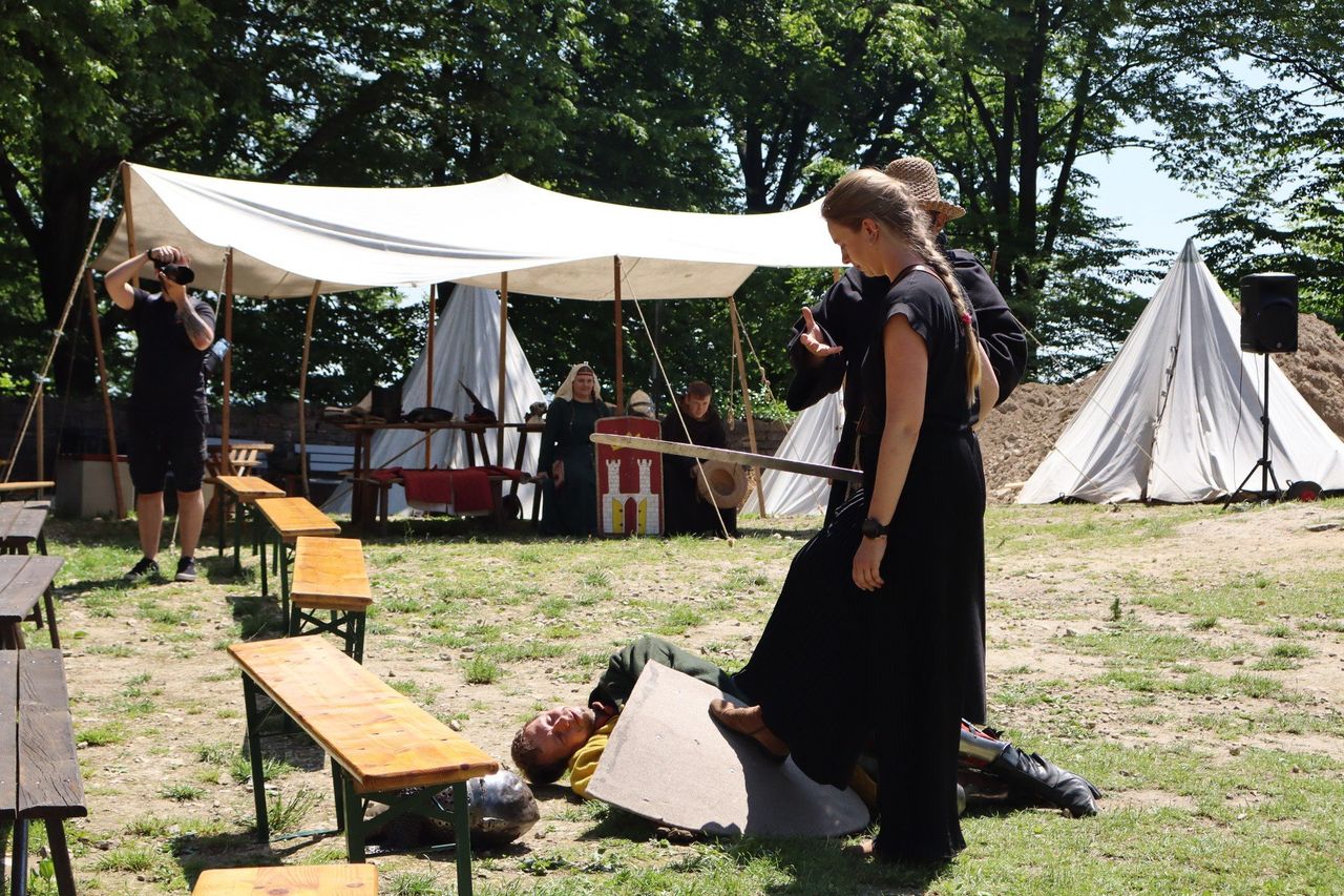 Rycerze i średniowieczne bitwy na Zamku Lipowiec w Babicach