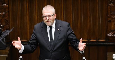 Braun dostał ochrzan. Zrobił to w sali sejmowej