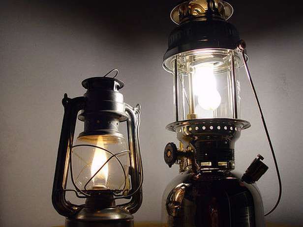 Lampy naftowe (Fot. Flickriver.com)