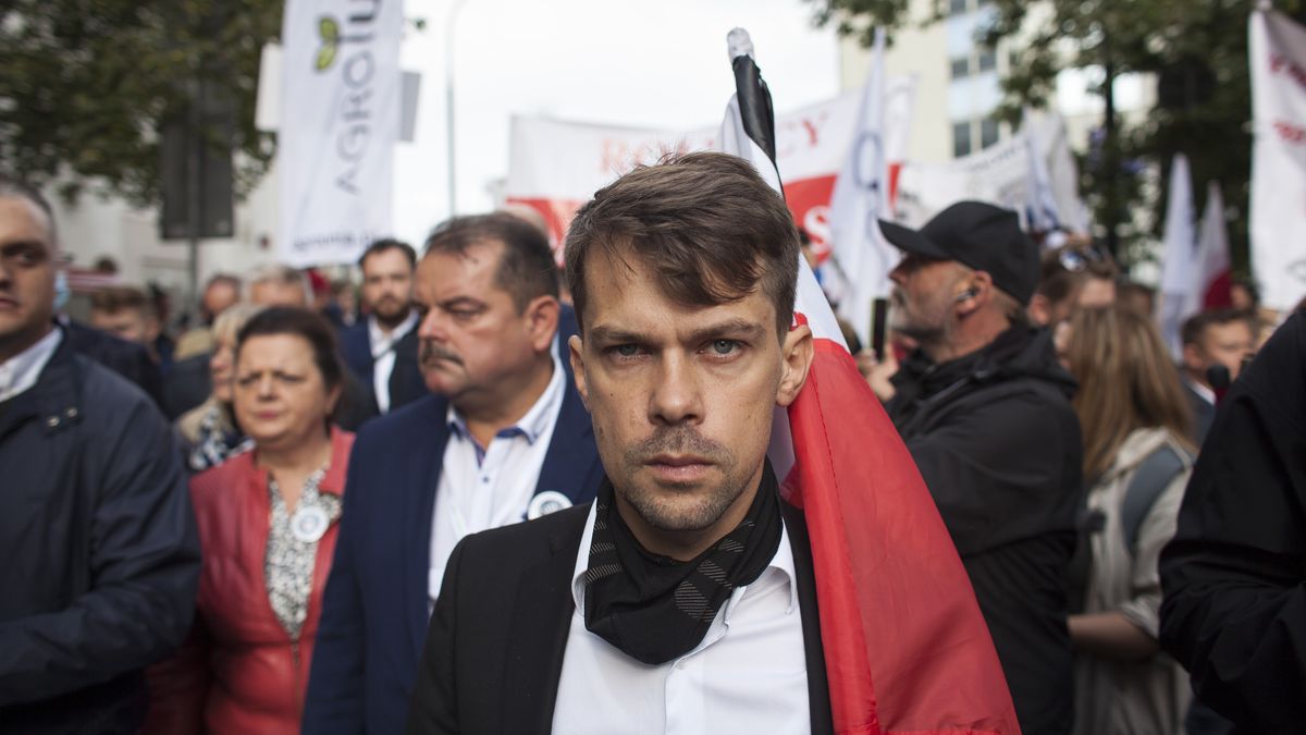 Michal Kolodziejczak leader of Agrounia movement seen during farmers strike against new Piatka Dla Zwierzat bill in Warsaw, Poland, on September 30, 2020.  (Photo by Maciej Luczniewski/NurPhoto via Getty Images)