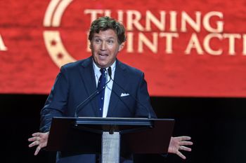 Tucker Carlson: Dlaczego Polska nie pójdzie na wojnę z Rosją?