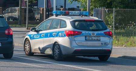 Gwałt na 14-latce we Wrocławiu. "Nie pamięta, w jaką bramę ją wciągnął"