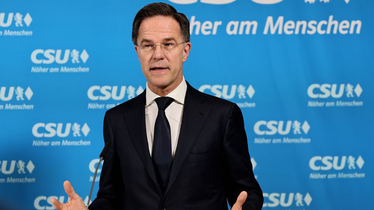 "Niewiele szybsze niż ślimaka”. Rutte o natarciu Rosjan w Ukrainie