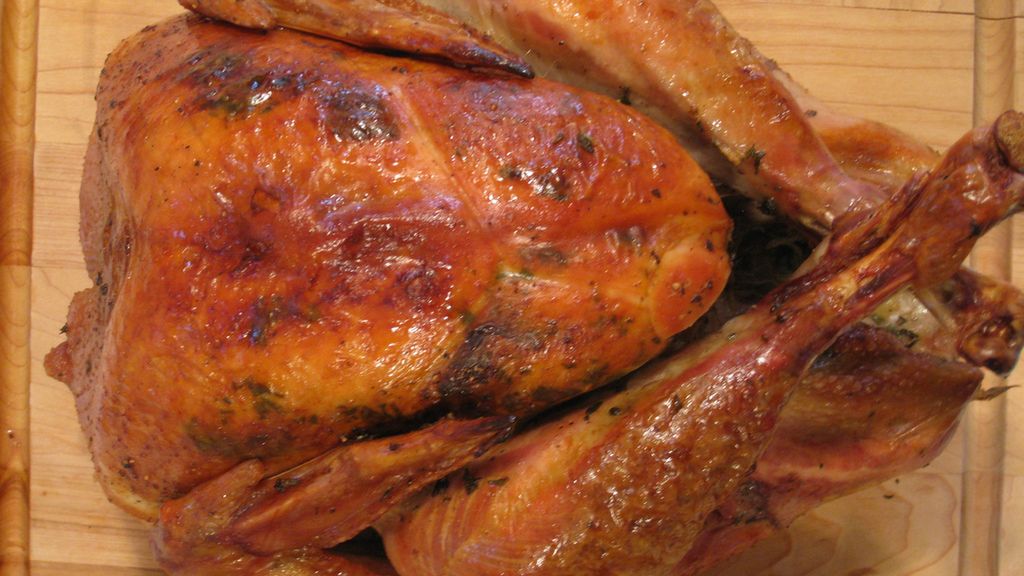 Pieczony indyk (mięso jasne i ciemne)