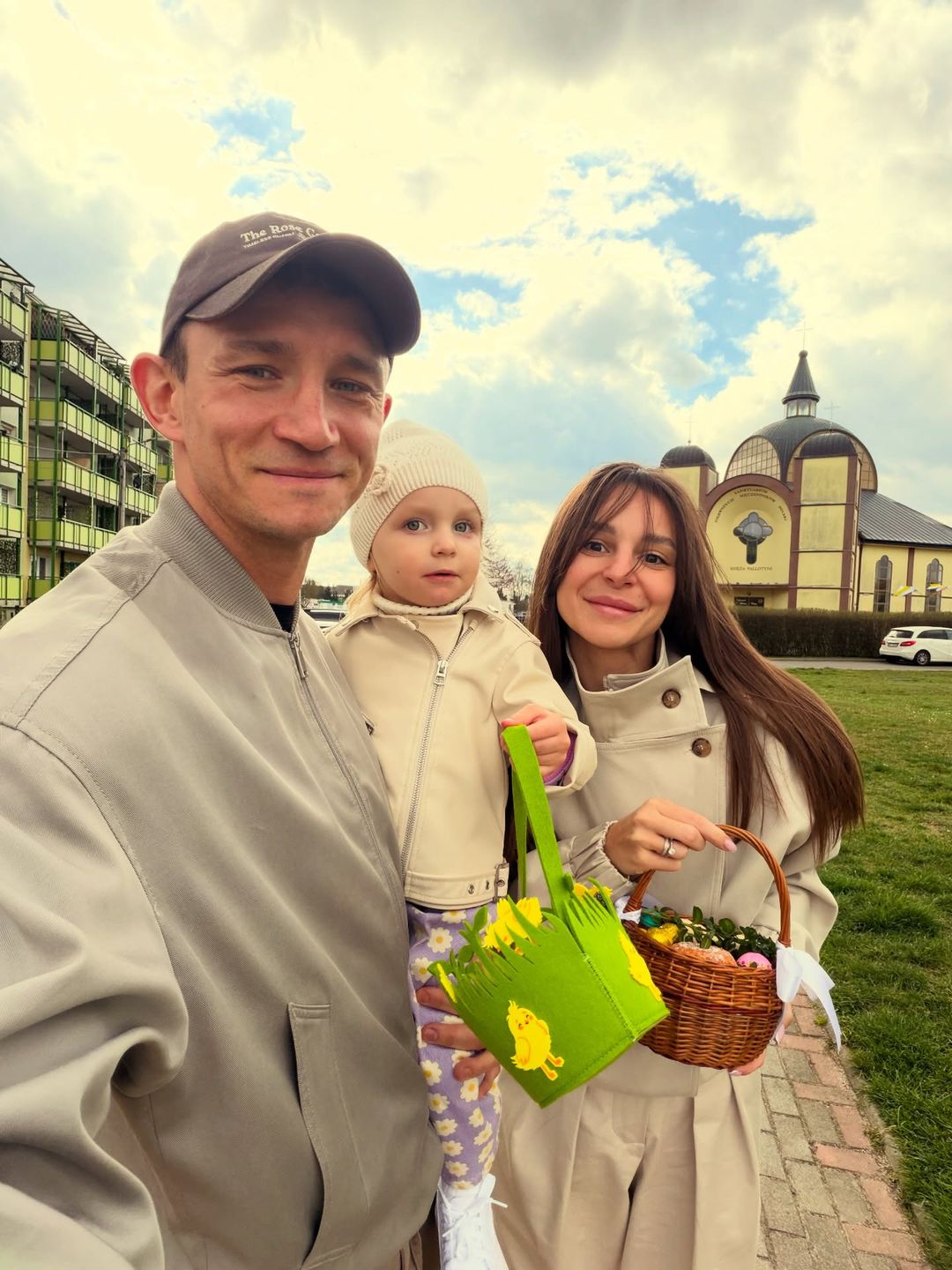 Jakub Rzeźniczak z rodziną