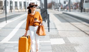 Pakowanie na podróż samolotem - jak wybrać walizkę i rozplanować bagaż