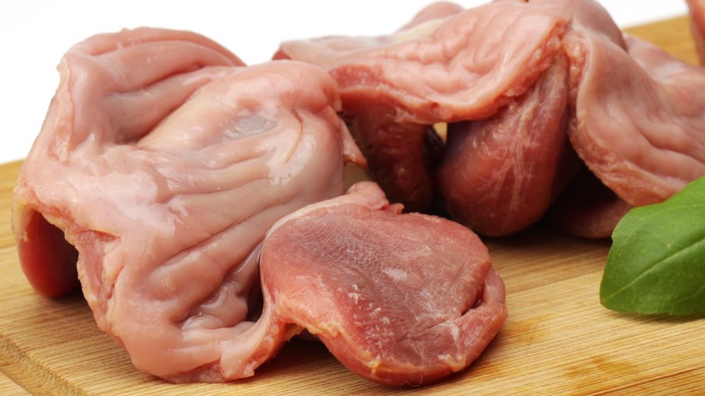 Surowy żołądek z indyka