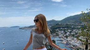 On robi furorę na boisku, ona poza nim. Żona reprezentanta Polski ma ten urok