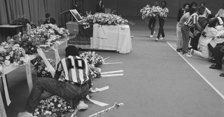 Tragedia Kolorowej Jedenastki. Gullit i Rijkaard "oszukali przeznaczenie"?