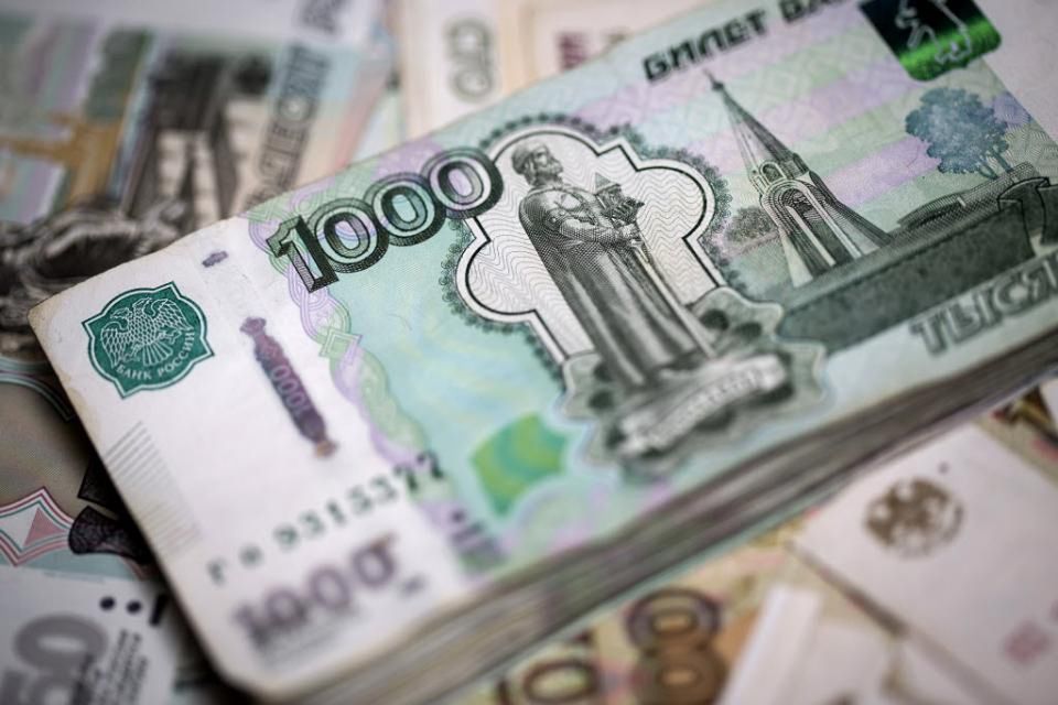 Rosja: kontrola walutowa coraz bliżej