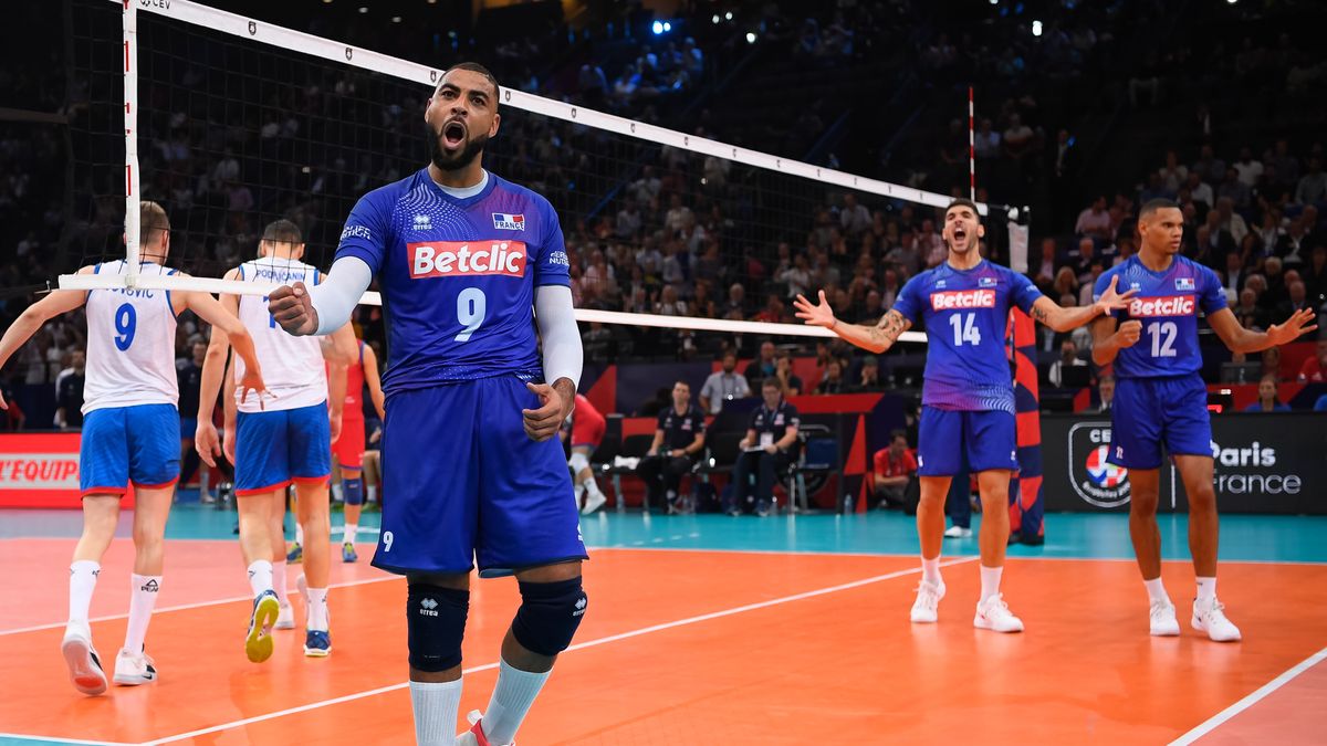 Materiały prasowe / CEV / Na zdjęciu: siatkarze reprezentacji Francji (na pierwszym planie Earvin N'Gapeth)