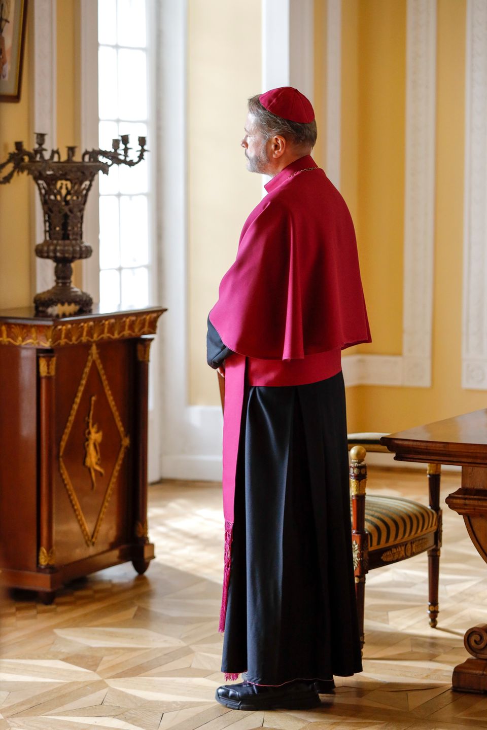 Artur Żmijewski żegna się ze starą rolą - teraz będzie biskupem?
