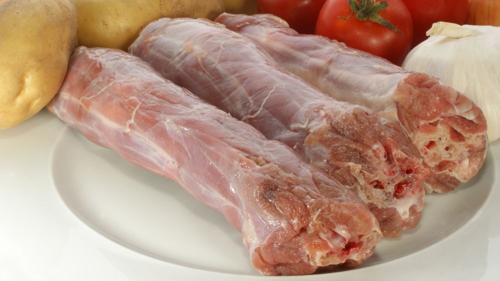 Surowa szyja z indyka (samo mięso)