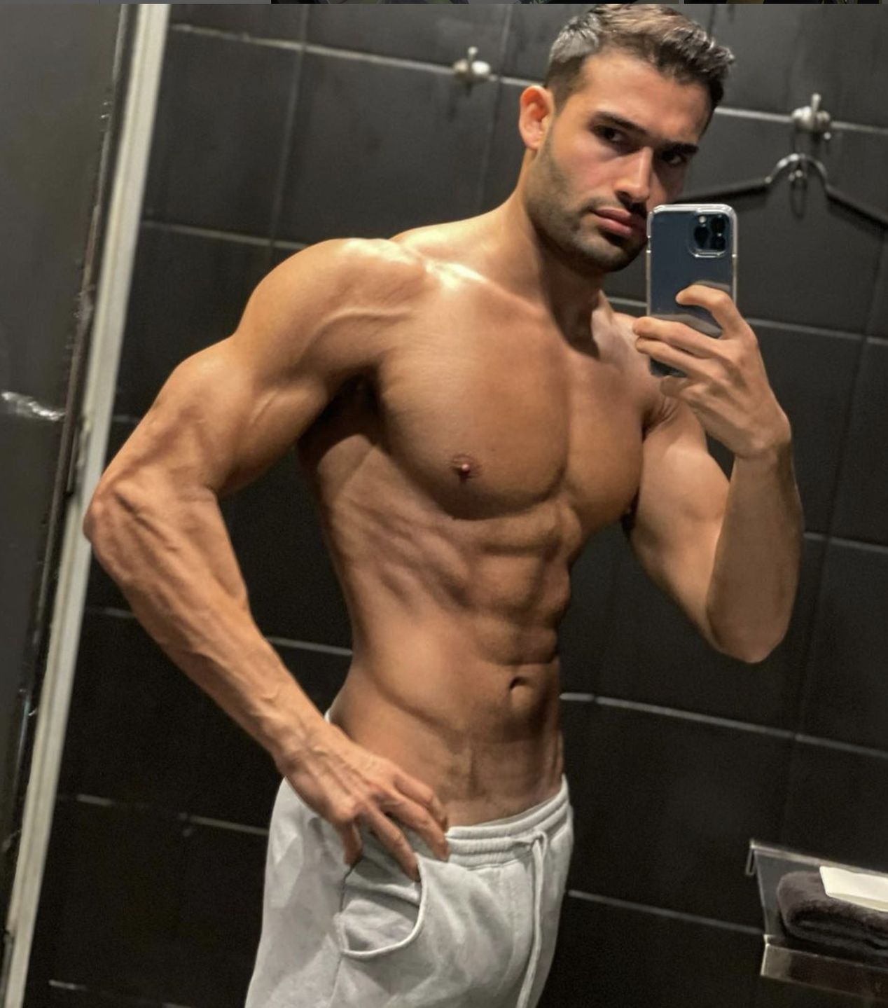  Sam Asghari