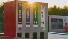 Orlen znów z promocją na wakacje. Ile rabatu na litrze?