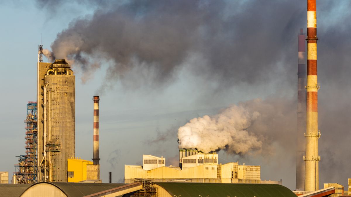 Na zdjęciu kominy ciepłowni