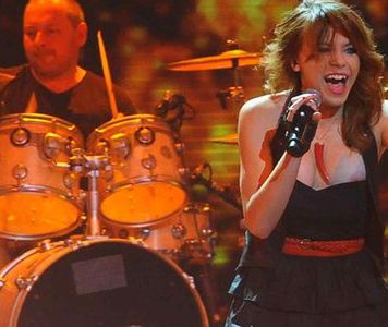 "Must be the music": Niesforna pierś uczestniczki wyskoczyła w trakcie występu!