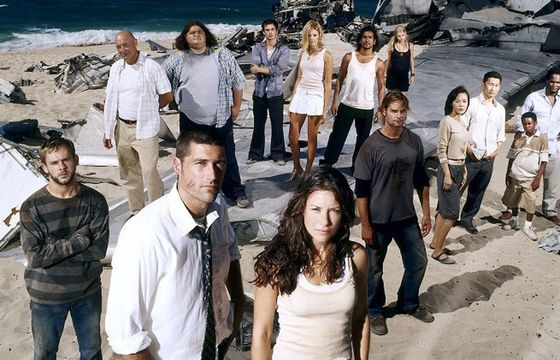 Co dzieje się na planach zdjęciowych seriali? Na przykładzie „Idola” HBO i „Zagubionych” ABC