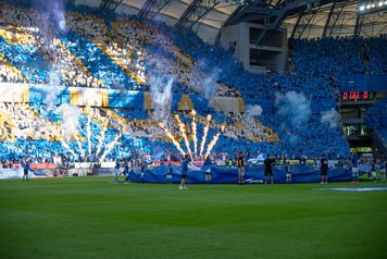 Lech obronił mistrzostwo! Emocjonalny remis 2:2 w ostatnim meczu sezonu