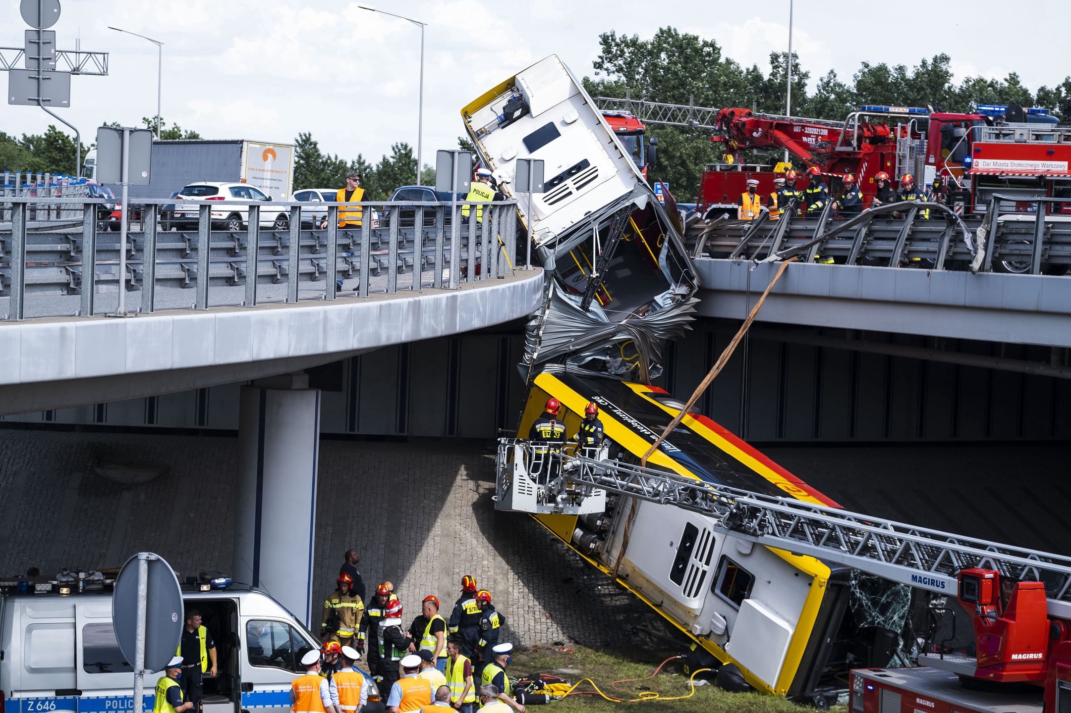 Wypadek autobusu w Warszawie. Kolega kierowcy wyjawia szczegóły