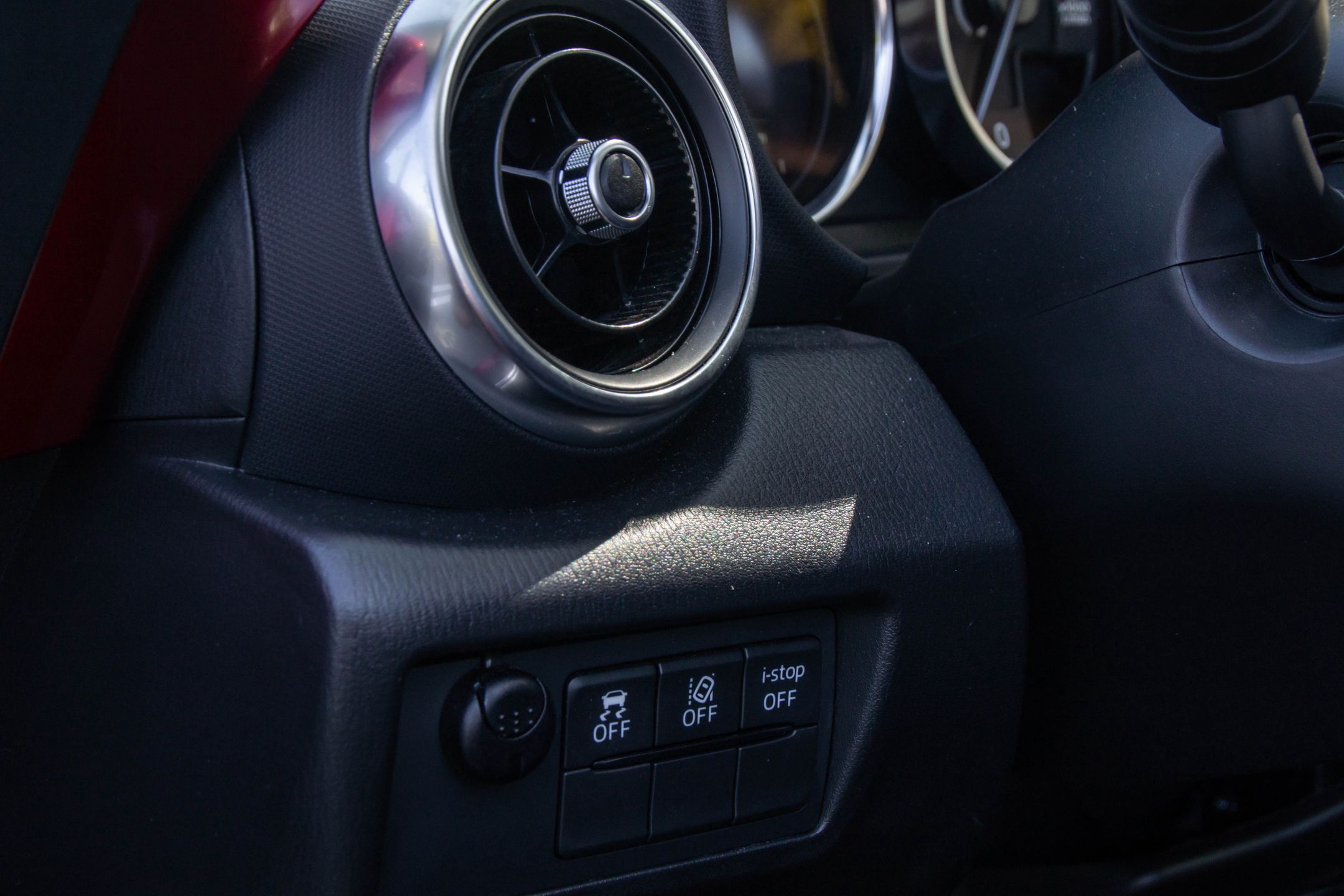 Mazda MX-5 Homura 2023