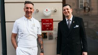W gwiazdkowej restauracji szukają stażysty. Będzie miał szansę zobaczyć, jak się pracuje w takim lokalu