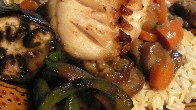 Bass wielkogłębowy poddany obróbce wysuszającej mięso