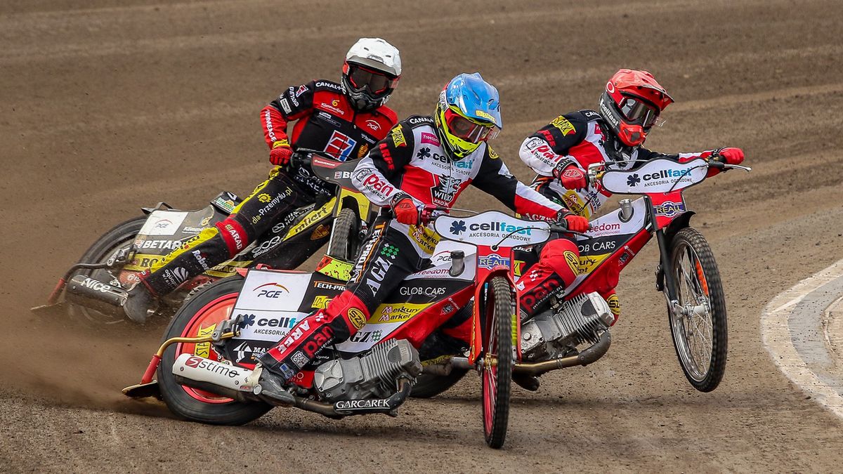 WP SportoweFakty / Michał Krupa / Na zdjęciu: Vaclav Milik przed Andrzejem Lebiediewem