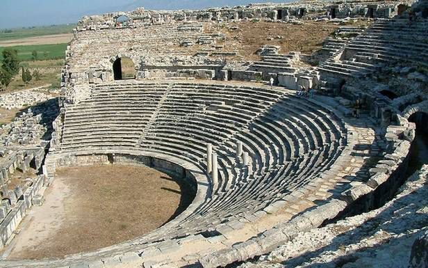 Grecki teatr korzystał z wolności słowa