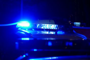 Zderzenie na DW190 pod Podróżną. 93-latek nie zachował odległości między pojazdami