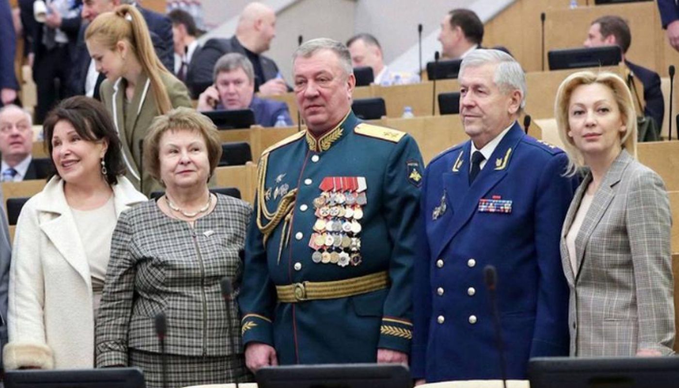 Kuriozum. Rosyjski generał domaga się stworzenia broni biologicznej