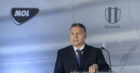 Węgrzy obetną podatek bankowy