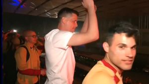 Śpiewali obraźliwą przyśpiewkę o Realu. Nagrali, co wtedy robił Szczęsny
