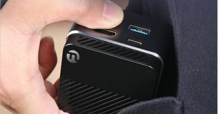 Miniaturowy komputer od Xiaomi. Jest wielkości kostki Rubika i mieści się w kieszeni