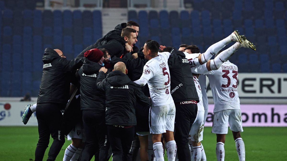 piłkarze Torino FC cieszą się z gola