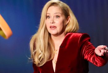 Trudno jej wstawać z łóżka. Tak radzi sobie z wychowaniem córki