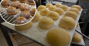 Spędziłam noc w cukierni. Wiem, jak naprawdę wygląda produkcja pączków na tłusty czwartek