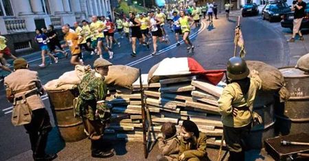 Warszawa. Ruszają zapisy na Bieg Powstania Warszawskiego. Biegacze pobiegną grupami