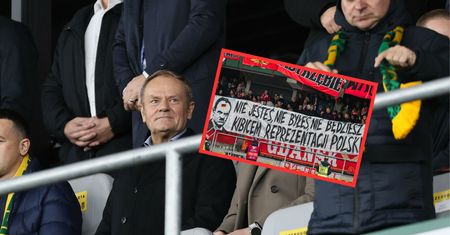 Obrażali Tuska na stadionie. Polacy zabrali głos w sondażu