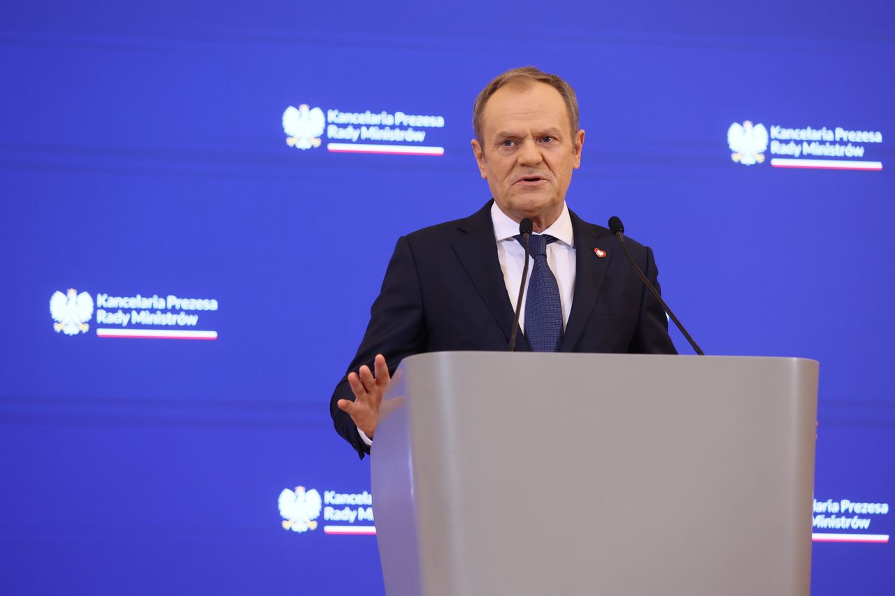 "Maszyna ruszyła". Premier Tusk o "załatwianiu ludzkich spraw"