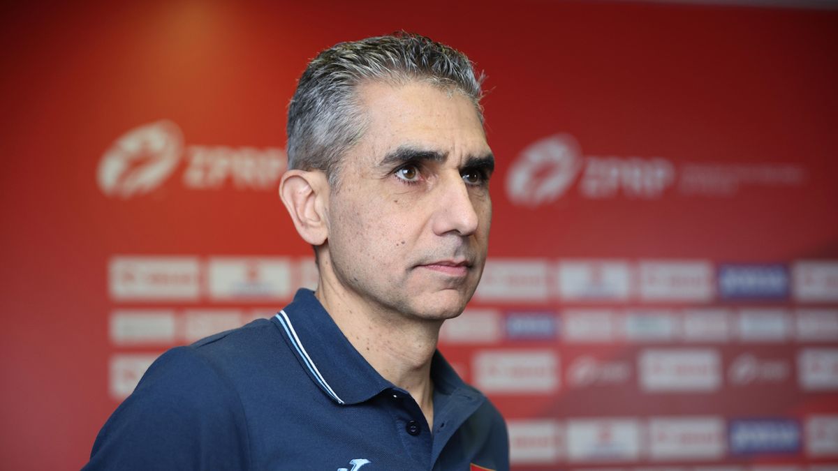 PAP / Leszek Szymański / Na zdjęciu: Trener piłkarzy ręcznych reprezentacji Polski Jota Gonzalez